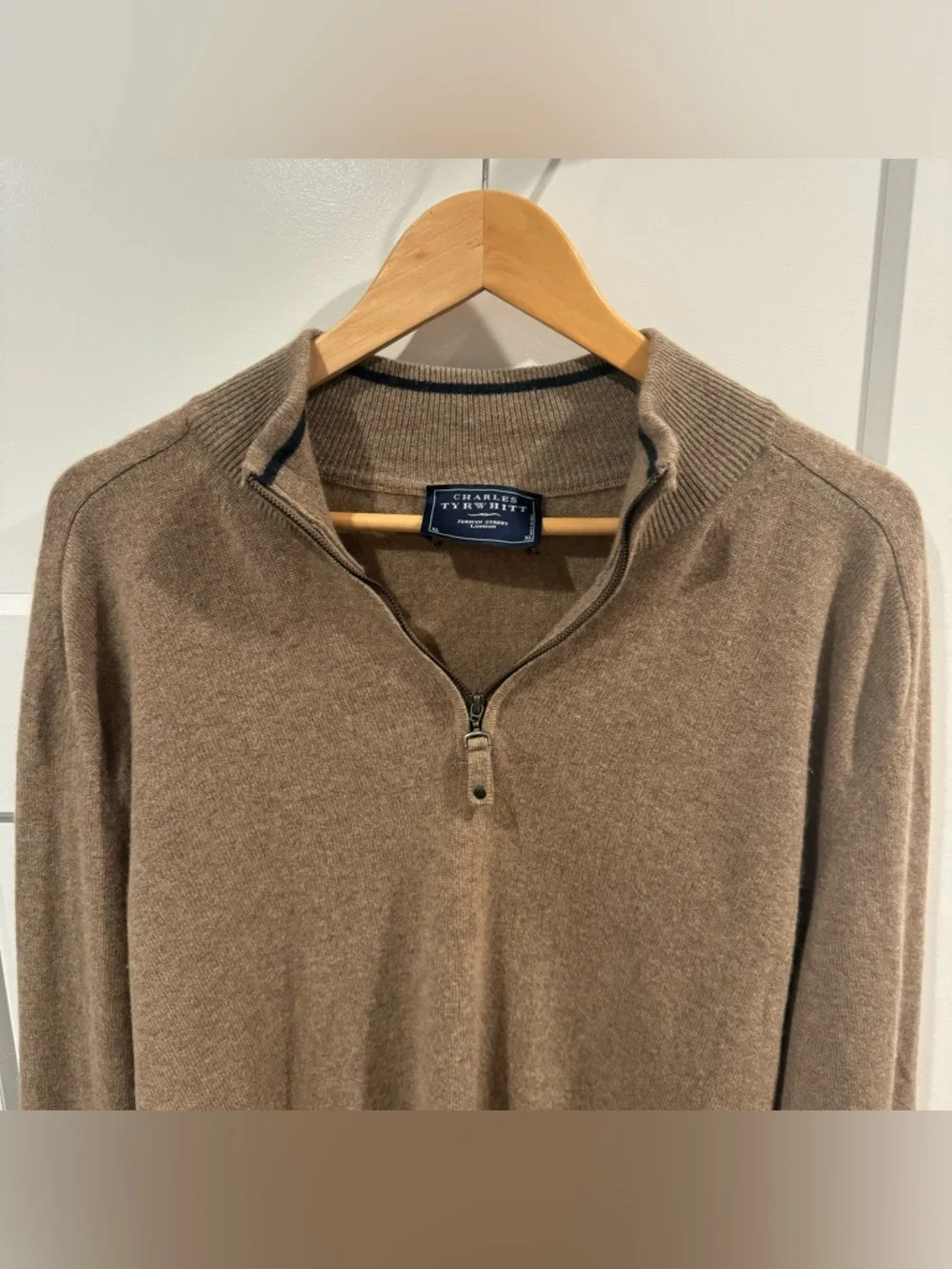 Charles Tyrwhitt -- 100% Cashmere Zip Neck Sweat -- Tan XL-- Great Condition